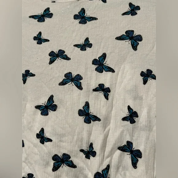 Forever 21 Butterfly Cropped Long Sleeve Shirt - Picture 3 of 4